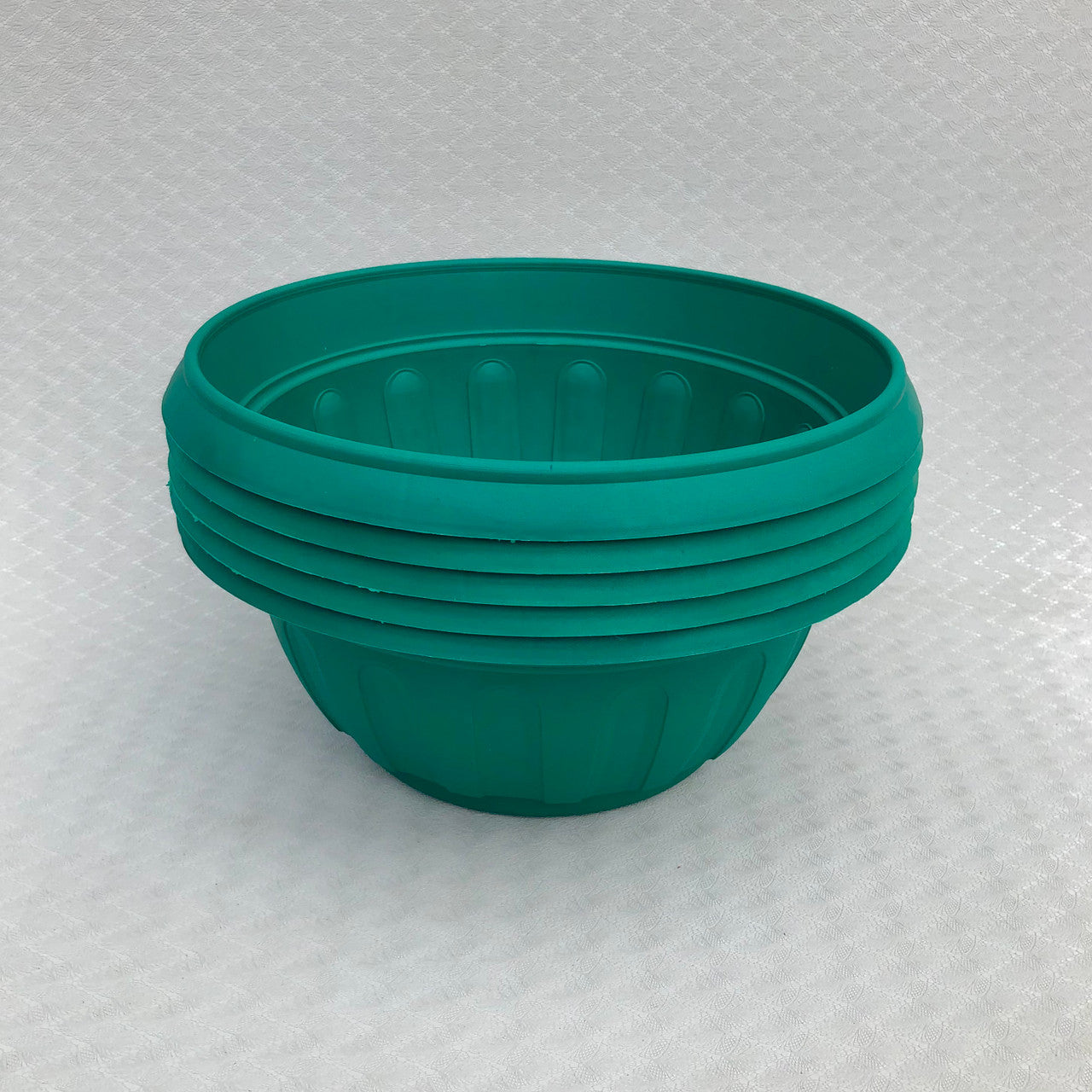 Our 10 inch plastic planters in a 5 pack